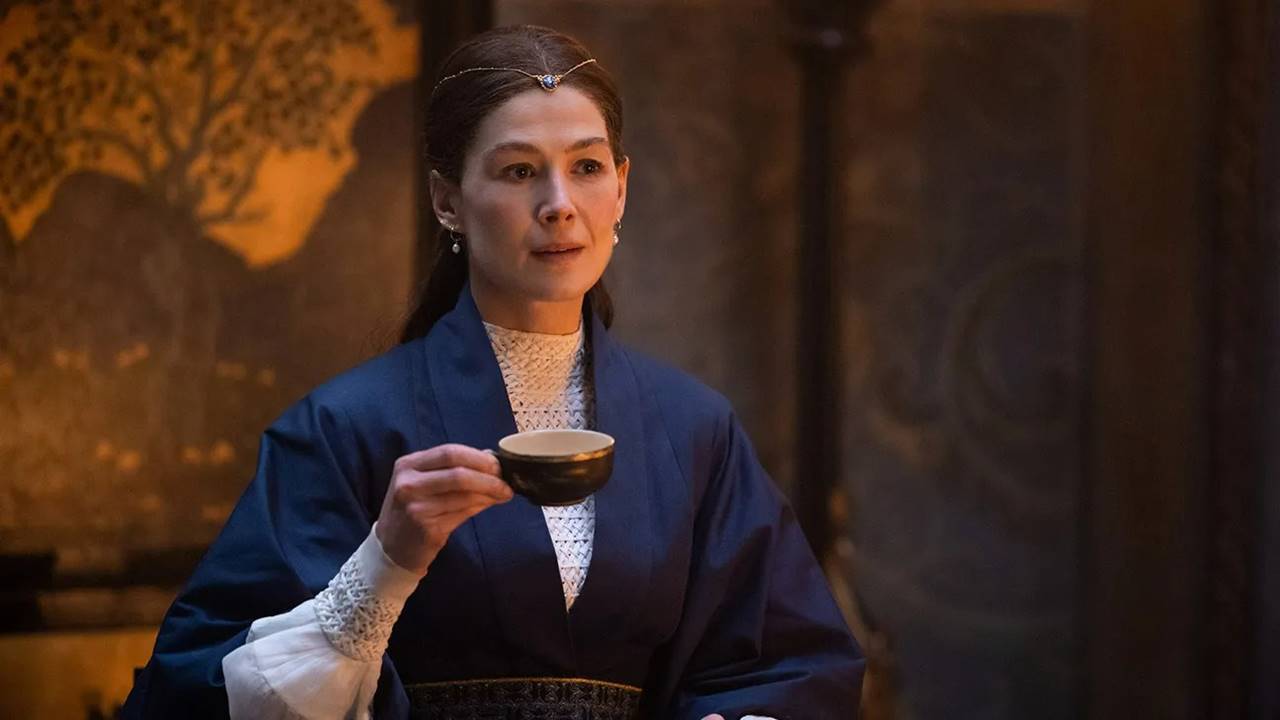 Rosamund Pike Zaman Çarkı İptal Değerlendirme The Wheel of Time