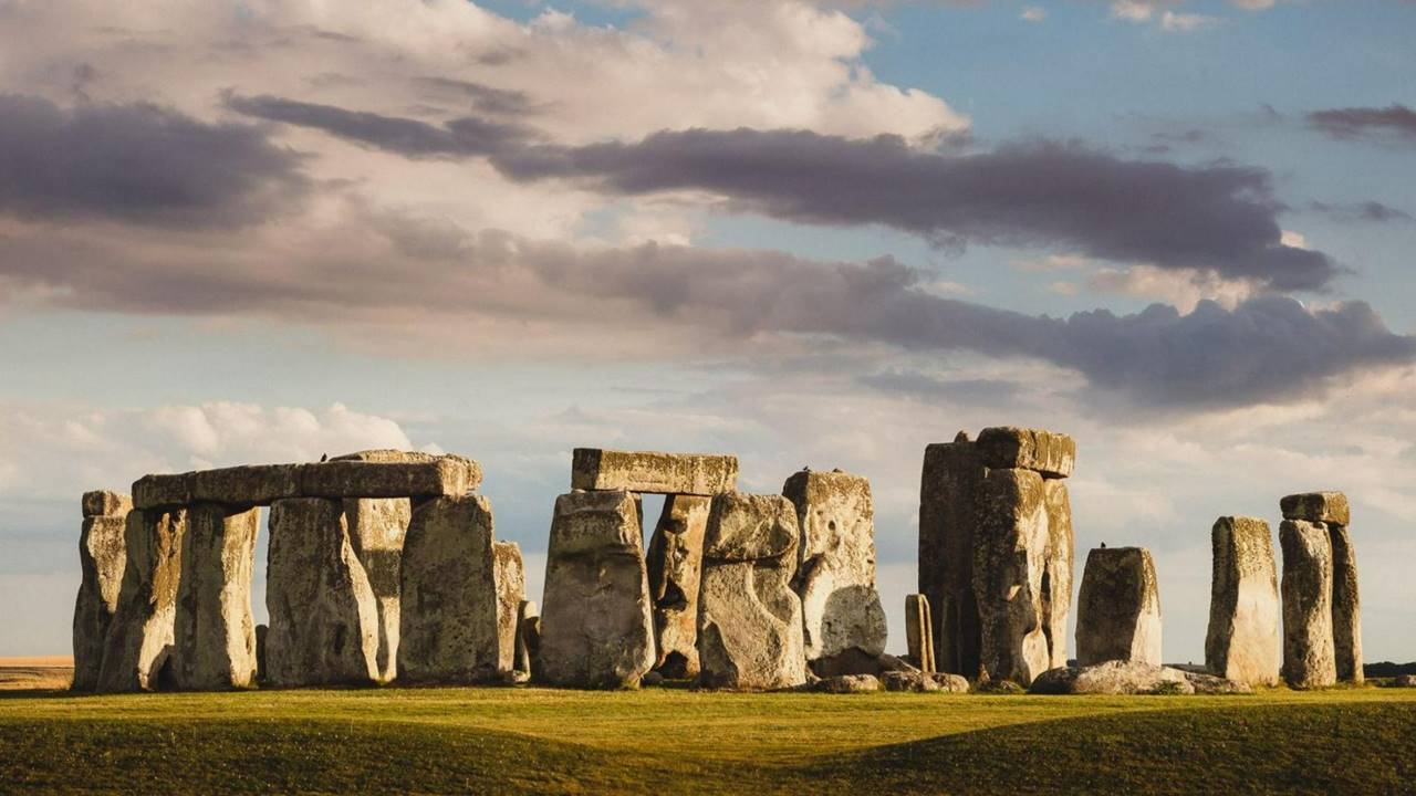 Stonehenge - Durrington Çukurları Gizem