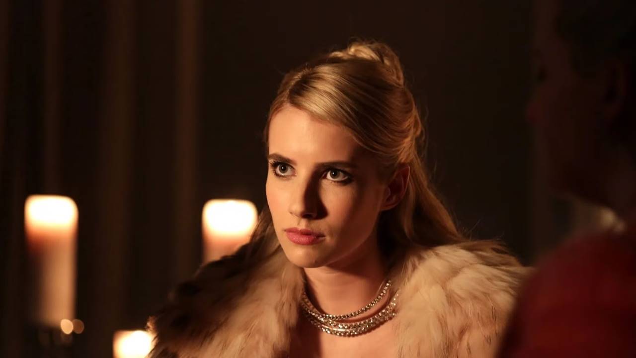 Emma Roberts A Body içinde the Woods Film Başrol
