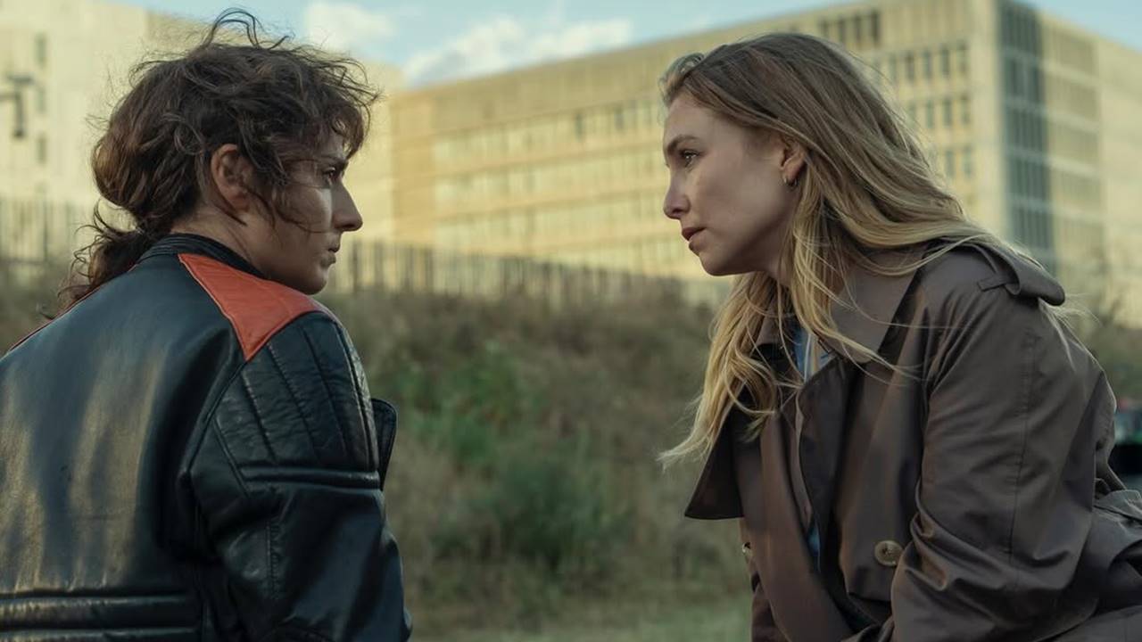 Netflix’in Yetişkinlere Yönelik Alman Yapımı Gerilim Dizisi İzlenme Listelerini Altüst Etti