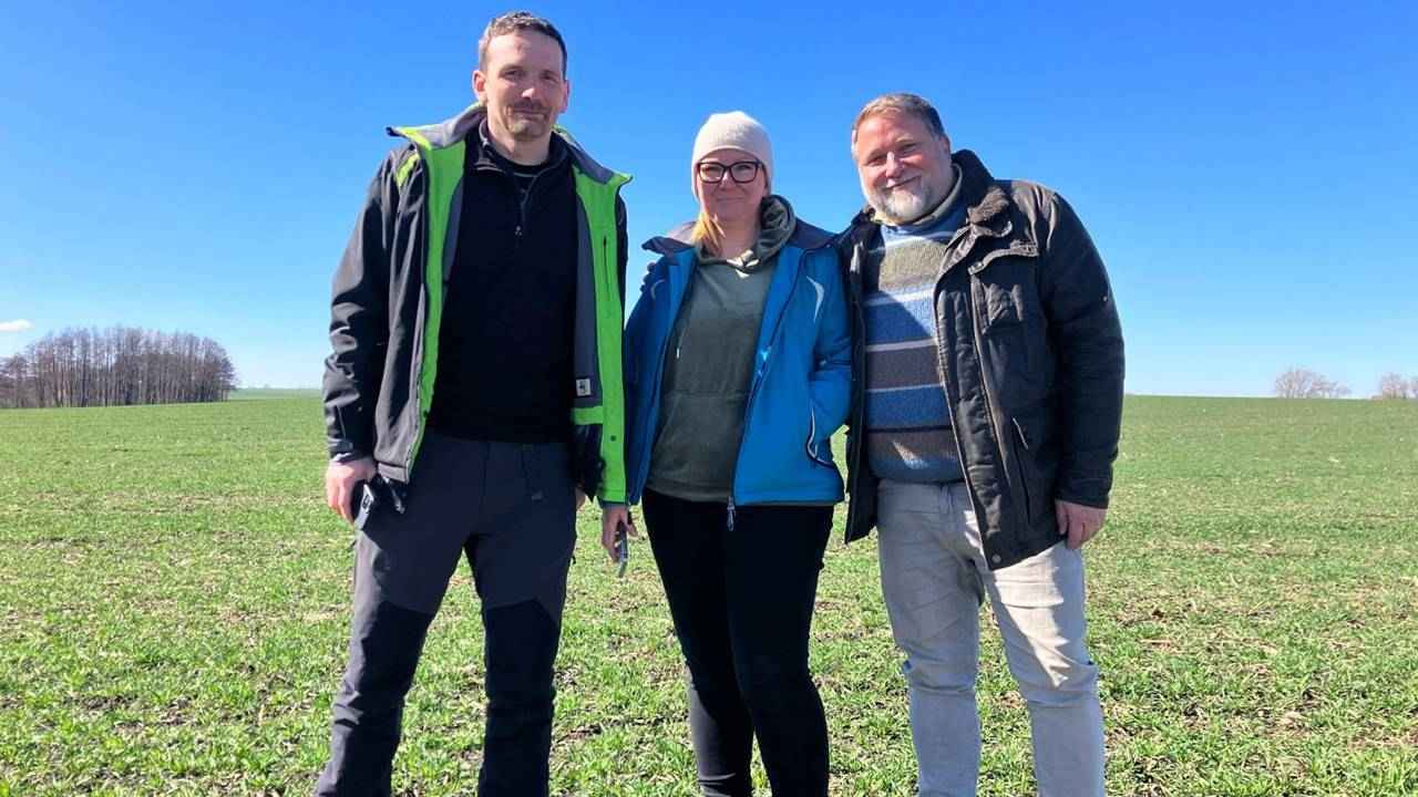 Çekya Höyük Mezarlar