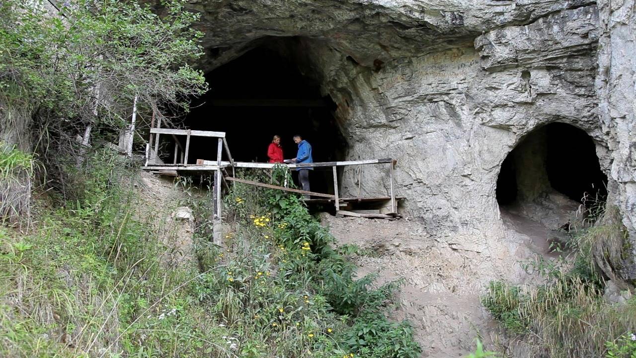 10 Bin Yıl Arayla Aynı Mağarada Yaşayan İki Neandertalin Gizemi 110 Bin Yıllık Kemikle Çözüldü 5 Denisova Mağarası Neandertal Akrabalar Keşif