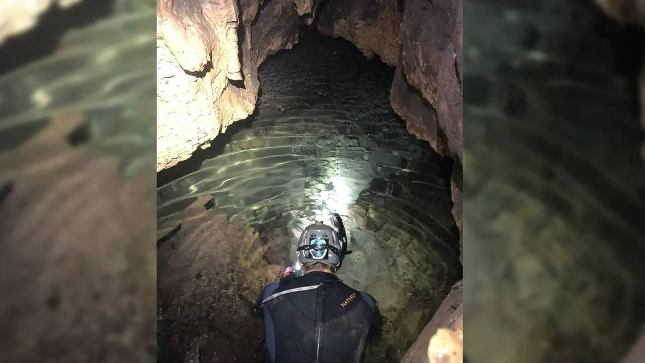 Teksas’taki Gizemli Mağarada Buzul Çağı'ndan Kalma Dev Kaplumbağa Fosili Keşfedildi 5 Teksas Mağara Buzul Çağı Dev Kaplumbağa Fosil
