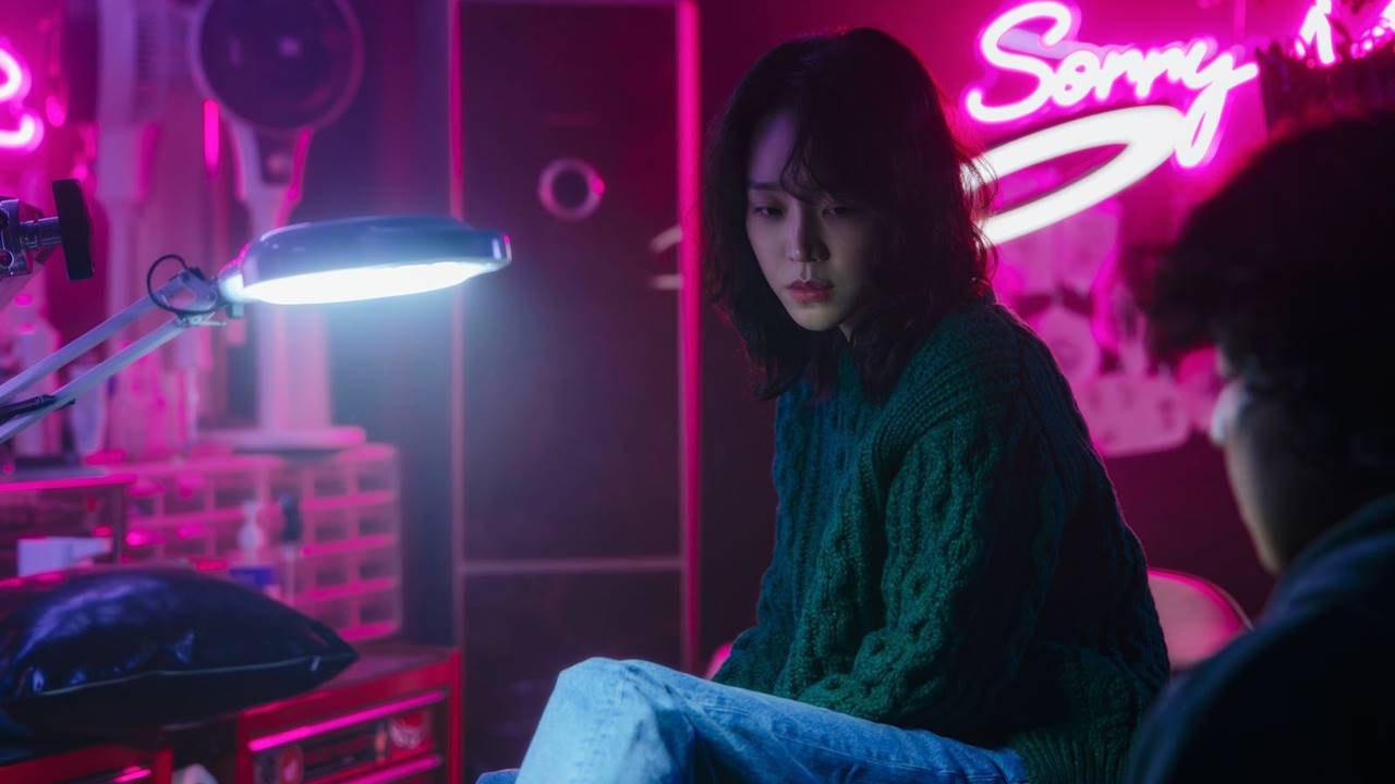 Netflix’in Kore Yapımı Yeni Psikolojik Gerilim Dizisi İzlenme Listelerini Fethetti