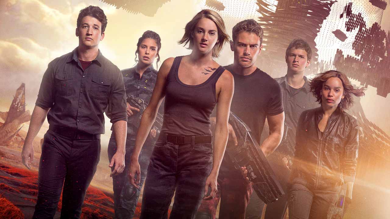 Ünlü Distopya Evrenine 15 Yılın Ardından Yeni Kitaplar Geliyor