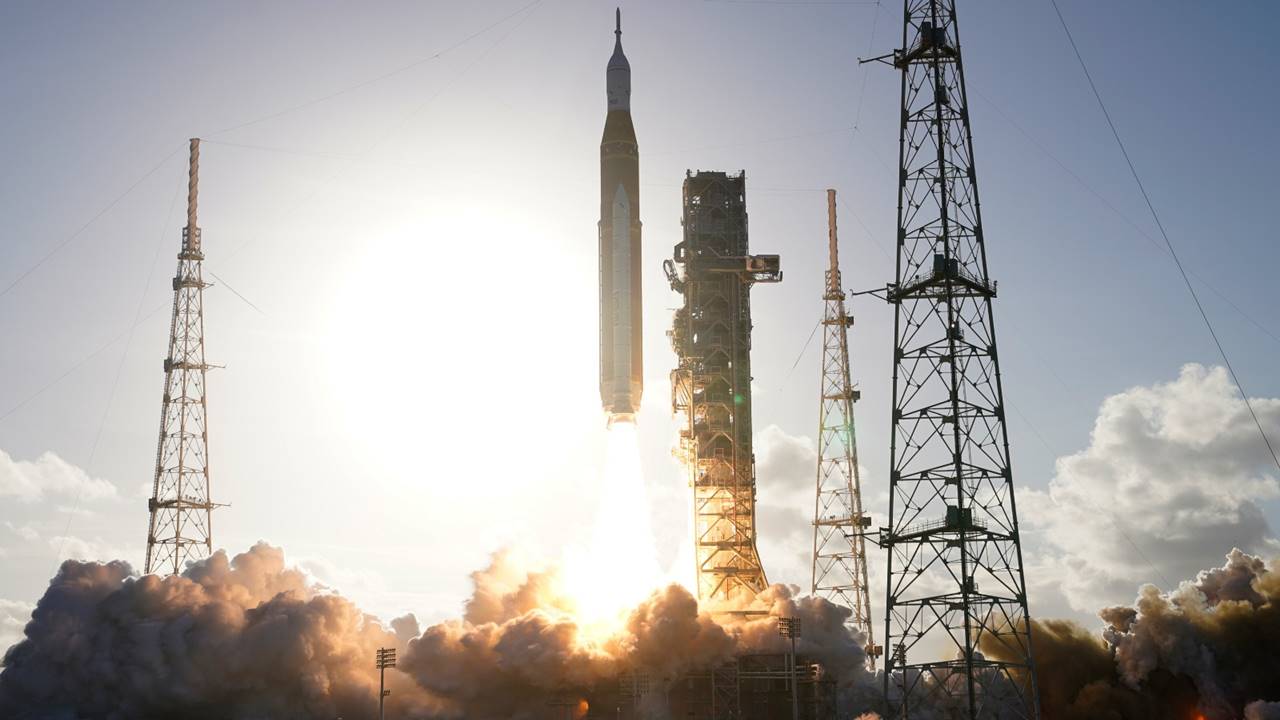 NASA’nın Artemis 2 Görevi Başladı: İnsanlık Yarım Asır Sonra Yeniden Ay Yolunda