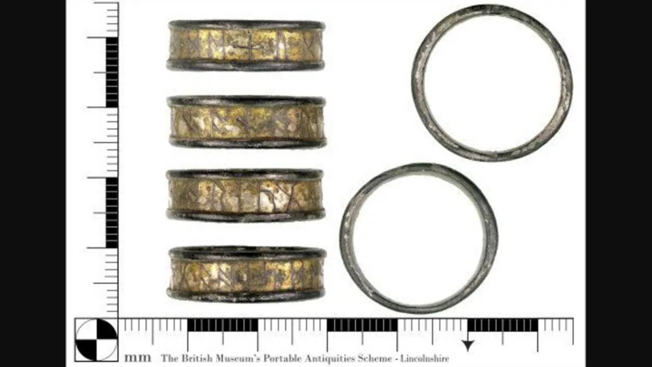 Ortaçağ İngiltere’sinden Kalma Yüzükteki Runik Yazı Eski Bir Gizemi Yeniden Gündeme Taşıdı 3 Ortaçağ İngiltere Yüzük Detaylar