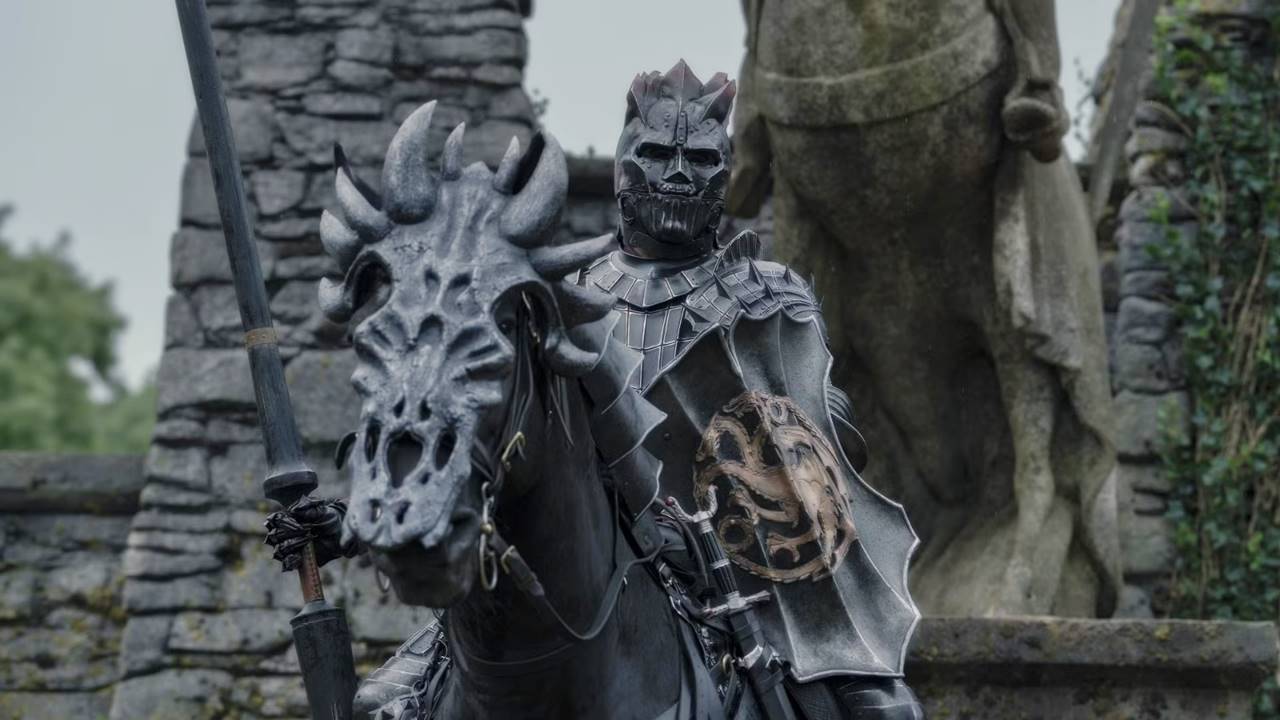 HBO’nun 94 Puanlı Fantazi Dizisi, Yeni Sezon Öncesi İzlenme Listelerinde Fırtına Estirdi