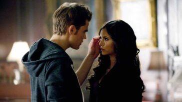 You Deserve to Know Dizisi Nina Dobrev ve Paul Wesley