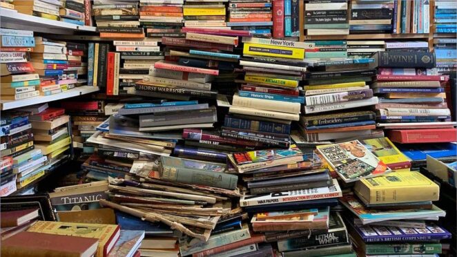 İkinci El Kitap Piyasasında Gizemli Hareketlilik: Binlerce Kitap Nereye Gidiyor? 5 İkinci El Kitap Piyasası