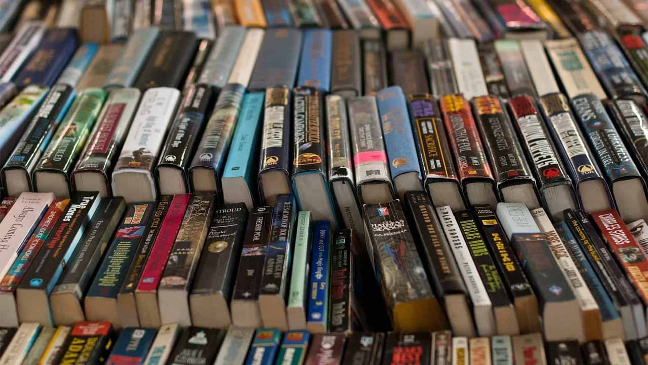 İkinci El Kitap Piyasasında Gizemli Hareketlilik: Binlerce Kitap Nereye Gidiyor? 1 İkinci El Kitap Piyasasında Gizemli Hareketlilik