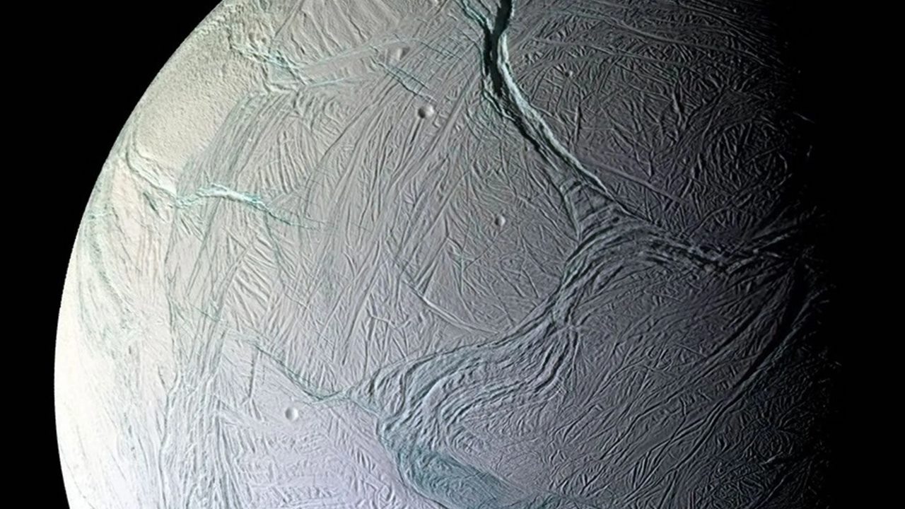 Satürn’ün Buzul Uydusunda Yaşam İhtimali için Beklenmedik Kanıt 2 Satürn Uydusu Enceladus Yaşam Arayış Deney