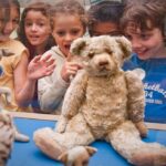 Ünlü Çocuk Edebiyatı Klasiği 100 Yaşında: İngiltere'den Dikkat Çeken Çağrı 8 Winnie-the-Pooh 100 Yaşında